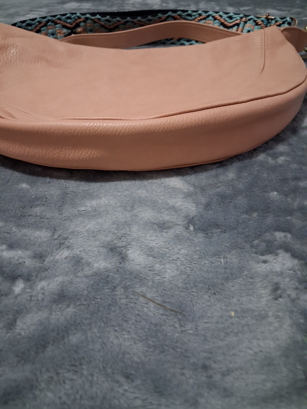 Anthropologie Urban Originals Blush Pink Crescent Shoulder Bag With Guitar Strap - Picture 3 of 6